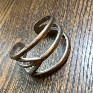 lucky peace bracelet